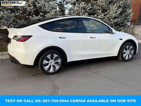 Used 2023 Tesla Model Y Long Range image 9