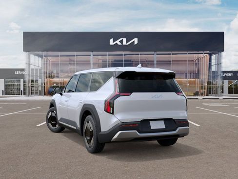 New 2026 Kia EV9 Light RWD image 4