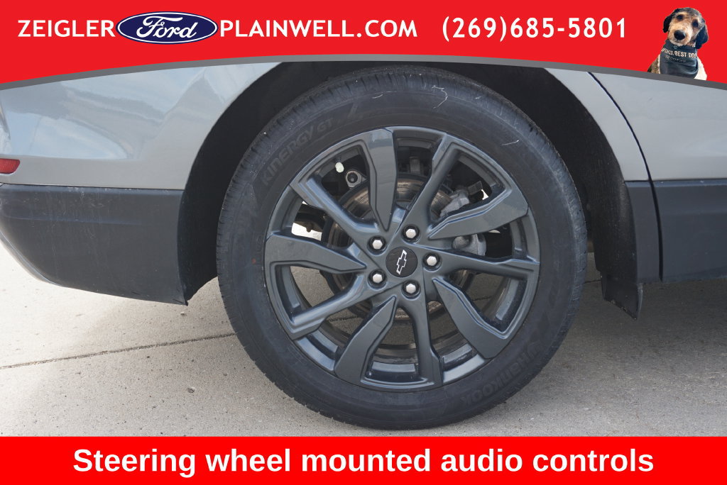 Used 2023 Chevrolet Equinox RS w/ LPO, Floor Liner Package FWD image 9