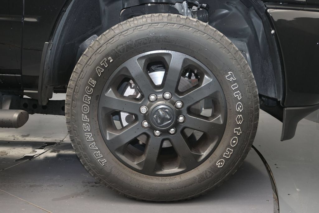 Used 2025 RAM 2500 Big Horn AWD/4WD image 9