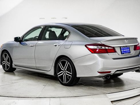 Used 2016 Honda Accord Sport image 6