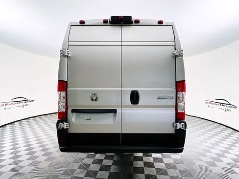 Used 2024 RAM ProMaster 3500 w/ Convenience Group image 7