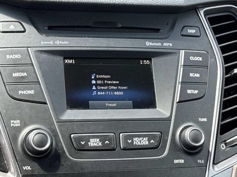 Used 2015 Hyundai Santa Fe GLS FWD image 19