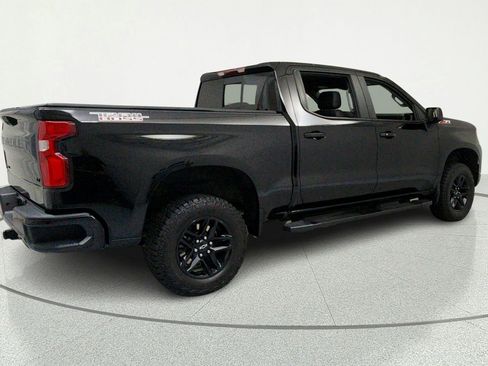 Used 2024 Chevrolet Silverado 1500 LT Trail Boss w/ Convenience Package II AWD/4WD image 5