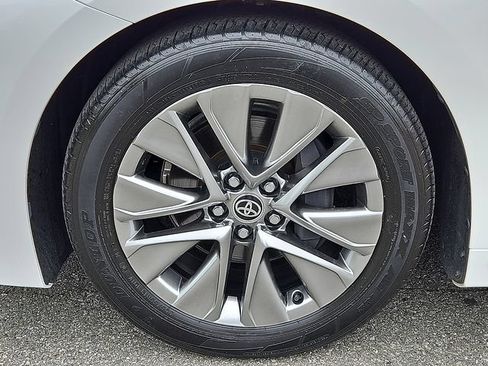 Used 2023 Toyota Mirai w/ Advanced Technology Package RWD image 9