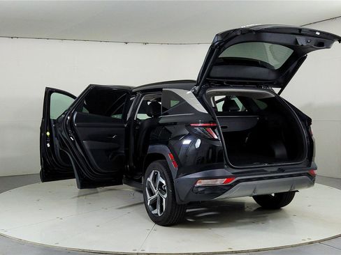 Used 2022 Hyundai Tucson Limited image 11