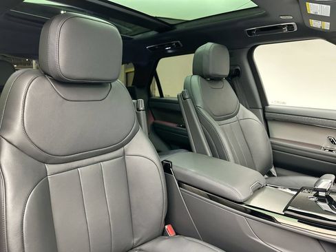Certified 2025 Land Rover Range Rover Sport AWD/4WD image 5