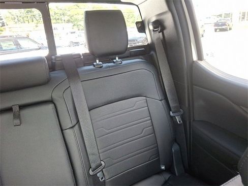 New 2025 Ford Ranger Lariat w/ Black Appearance Package image 14