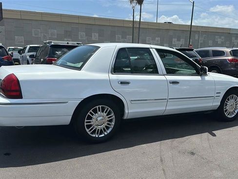 Used 2009 Mercury Grand Marquis LS RWD image 8