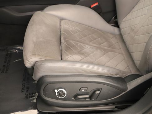 Used 2018 Audi S4 Premium Plus w/ Black Optic Package image 25