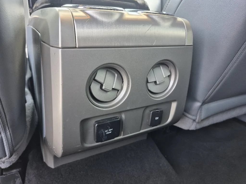 Used 2011 Ford F150 Platinum AWD/4WD image 27