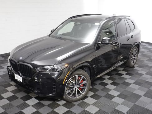 Used 2026 BMW X5 xDrive50e w/ M Sport Package AWD/4WD image 2