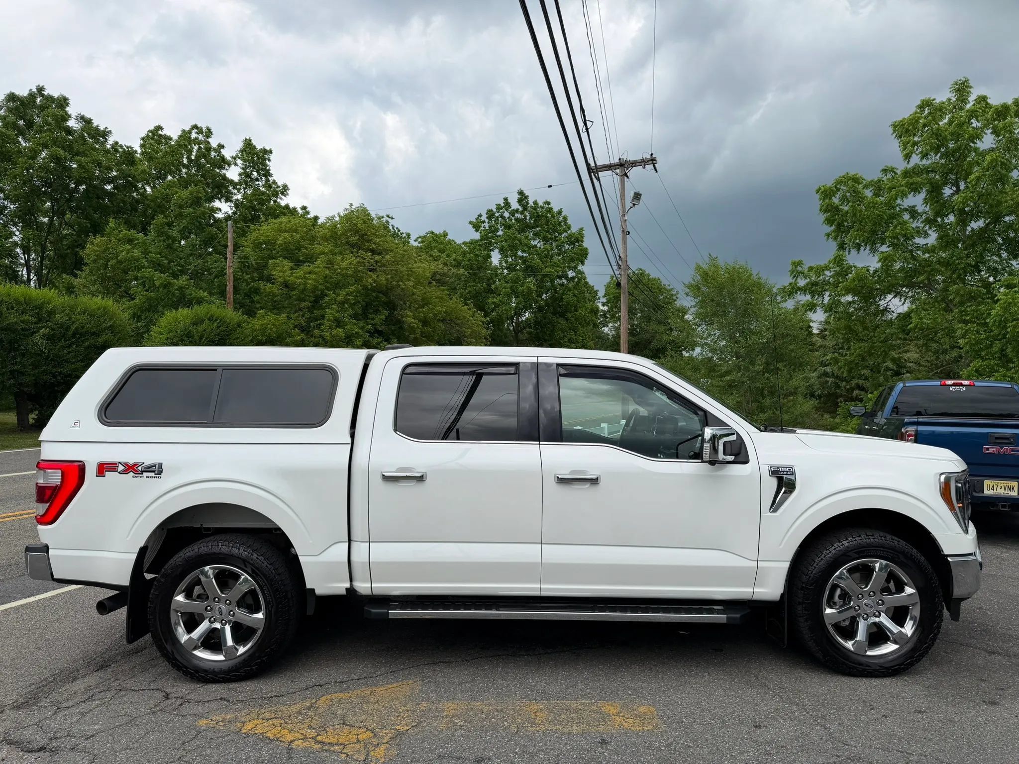 Used 2021 Ford F150 Lariat w/ Equipment Group 502A High AWD/4WD image 8