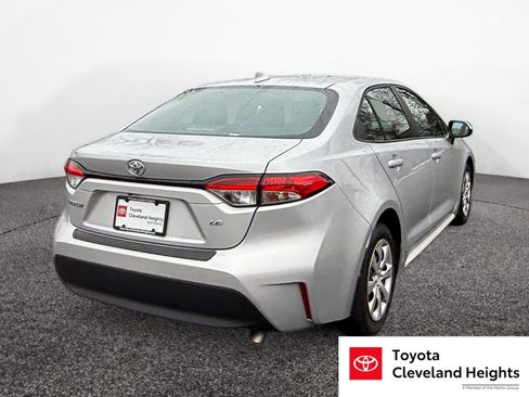 Used 2023 Toyota Corolla LE w/ Carpet Mat Package (TMS) image 5