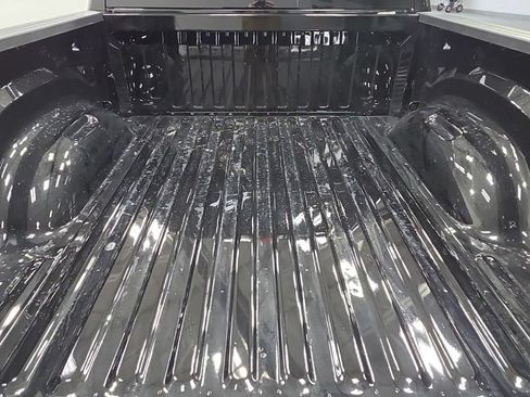 New 2026 RAM 1500 4x4 Crew Cab image 40