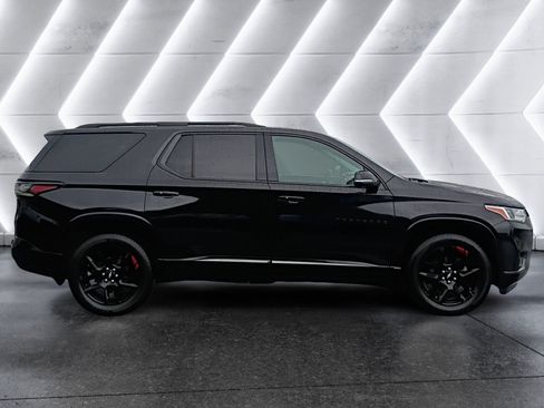 Used 2020 Chevrolet Traverse Premier w/ Redline Edition AWD/4WD image 7