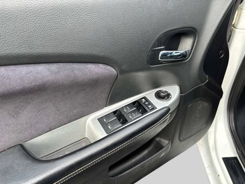 Used 2012 Chrysler 200 S image 17