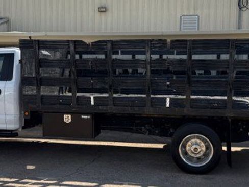 Used 2020 Ford F550 2WD Regular Cab Super Duty image 10