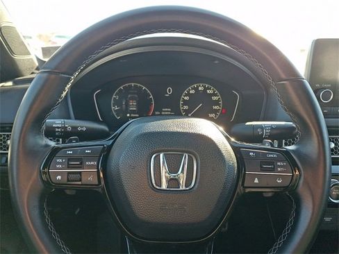Used 2023 Honda Civic Sport image 18