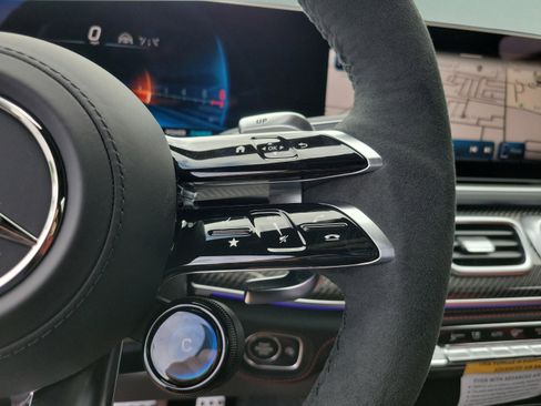New 2026 Mercedes-Benz GLE 63 AMG S image 24