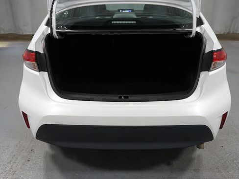 Used 2023 Toyota Corolla LE w/ LE Premium Package image 34