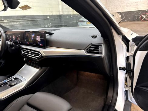 Used 2024 BMW i4 eDrive35 w/ Premium Package RWD image 18