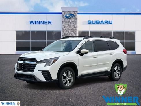 Used 2025 Subaru Ascent Premium image 1