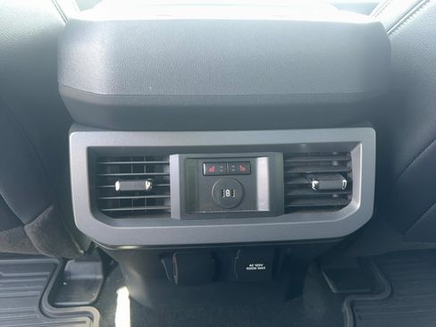 Used 2023 Ford F350 Lariat w/ Lariat Ultimate Package AWD/4WD image 37