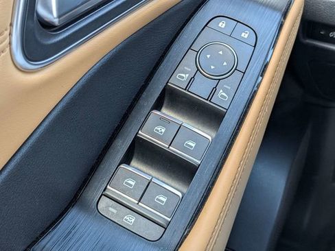 Used 2023 Nissan Rogue Platinum image 27