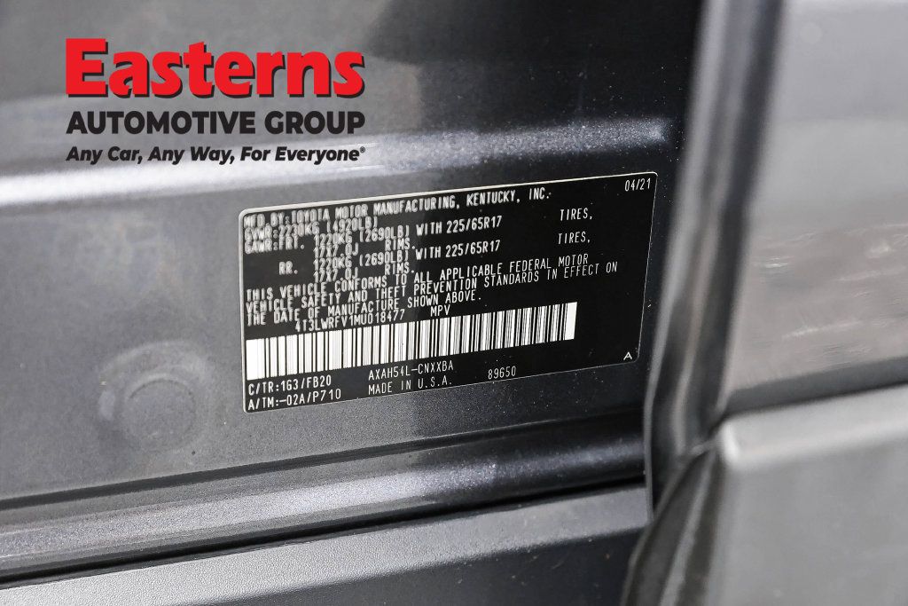 Used 2021 Toyota RAV4 LE w/ Carpet Mat Package (TMS) AWD/4WD image 37