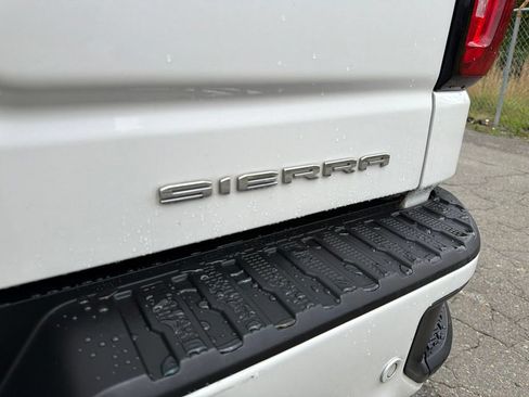 Used 2020 GMC Sierra 1500 Denali w/ Denali Ultimate Package AWD/4WD image 18