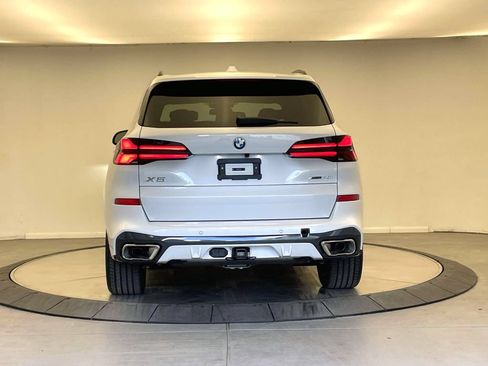 Used 2026 BMW X5 xDrive40i w/ M Sport Package AWD/4WD image 4