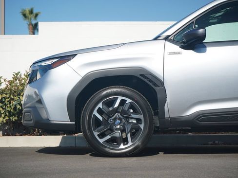 New 2026 Subaru Forester Premium AWD/4WD image 3