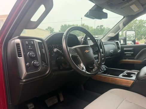 Used 2019 Chevrolet Silverado 2500 LTZ w/ Duramax Plus Package AWD/4WD image 22