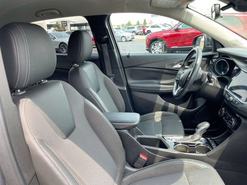 Certified 2021 Buick Encore GX Select w/ Sport Touring Package FWD image 17