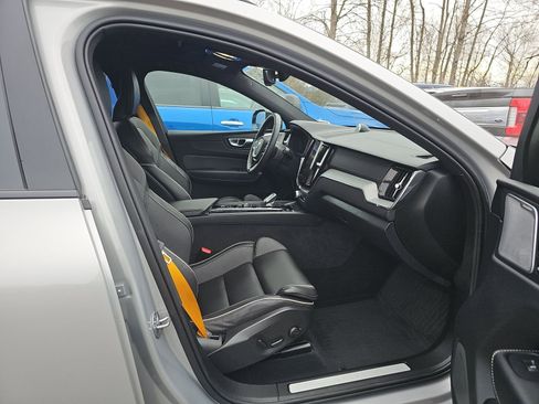 Used 2024 Volvo XC60 T8 Polestar w/ Protection Package Premier image 10