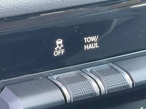 Used 2019 RAM 1500 Big Horn RWD image 31