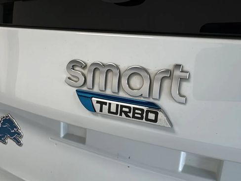 Used 2017 smart fortwo pure RWD image 37