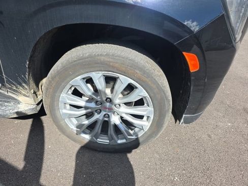 Used 2024 GMC Yukon Denali AWD/4WD image 16