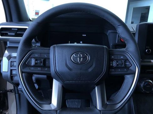 New 2026 Toyota Tacoma TRD Off-Road AWD/4WD image 18