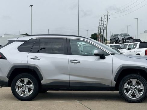 Used 2024 Toyota RAV4 XLE FWD image 6