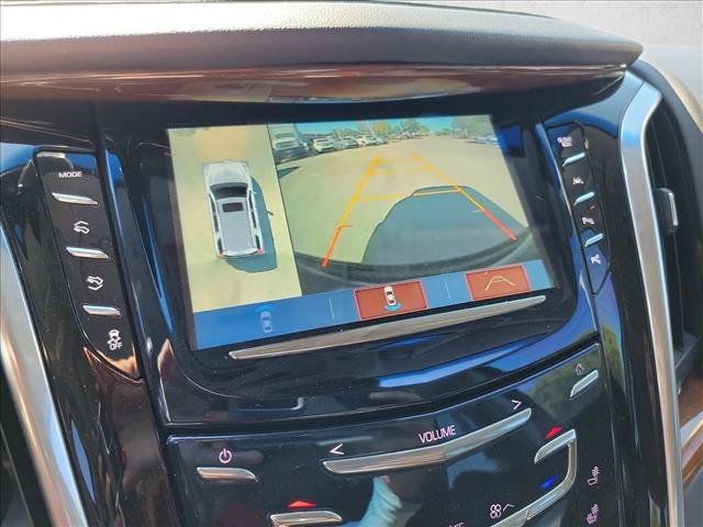 Used 2019 Cadillac Escalade Luxury AWD/4WD image 21