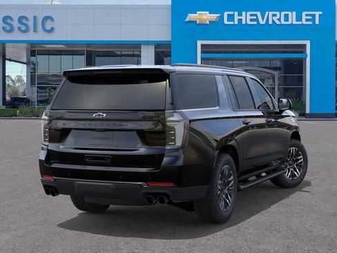 New 2026 Chevrolet Suburban Z71 image 4