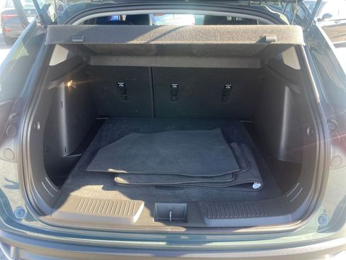 Used 2025 Chevrolet Trax LT image 31