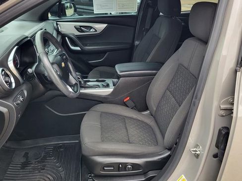Used 2021 Chevrolet Blazer LT FWD image 11
