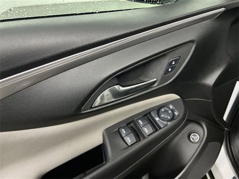 Certified 2024 Buick Envista Avenir image 22