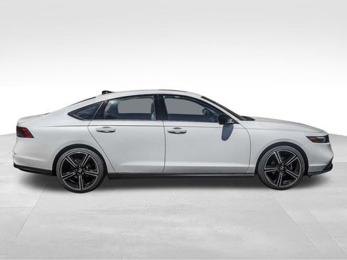 New 2026 Honda Accord SE image 3