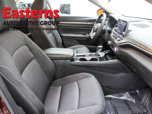 Used 2023 Nissan Altima 2.5 SV image 23