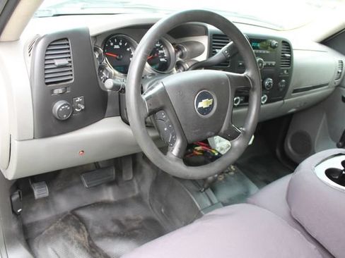 Used 2011 Chevrolet Silverado 3500 W/T AWD/4WD image 19