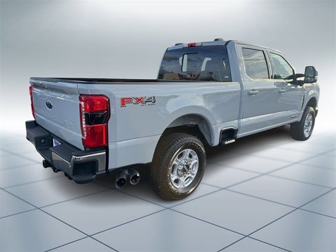 New 2026 Ford F250 XLT w/ XLT Premium Package image 4